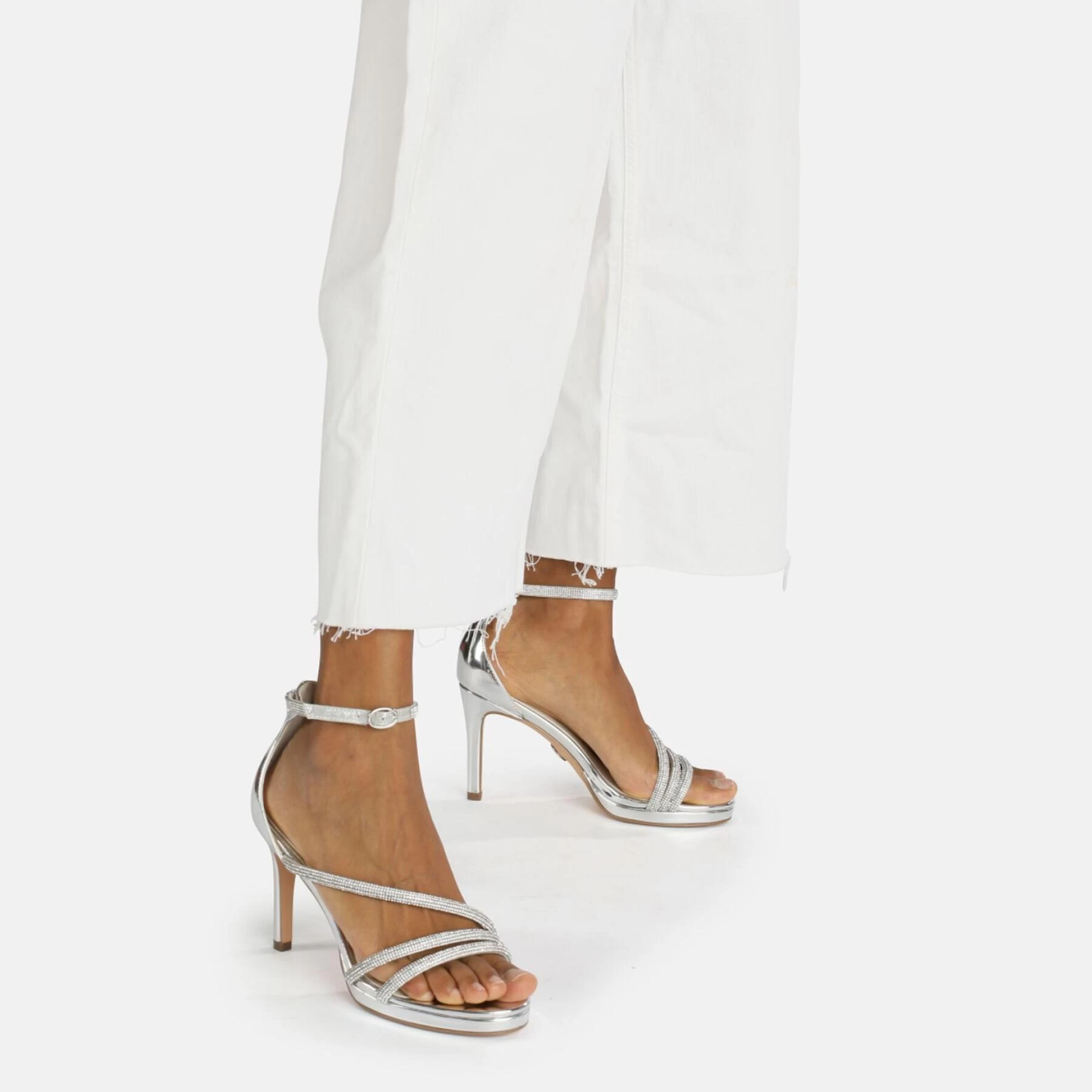 Sandales à Talon Daim Femme Buffalo Serena Shine 9 Sandales à Talon Daim Femme Buffalo Serena Shine – Image 7